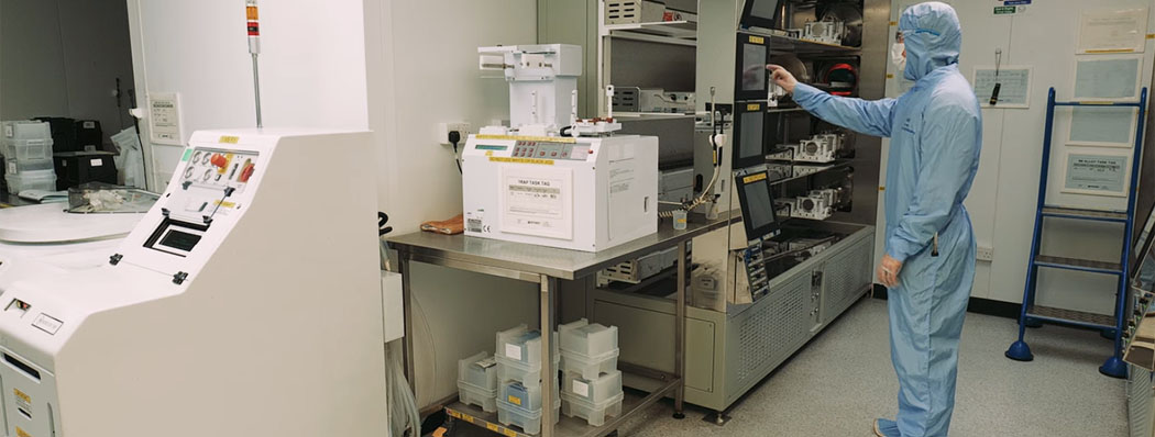 Manufacturer Bay